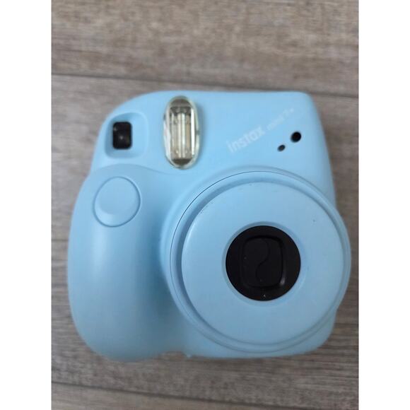 Fujifilm Other - Fujifilm Instax Mini 7+ Instant Film Camera - Sky Blue